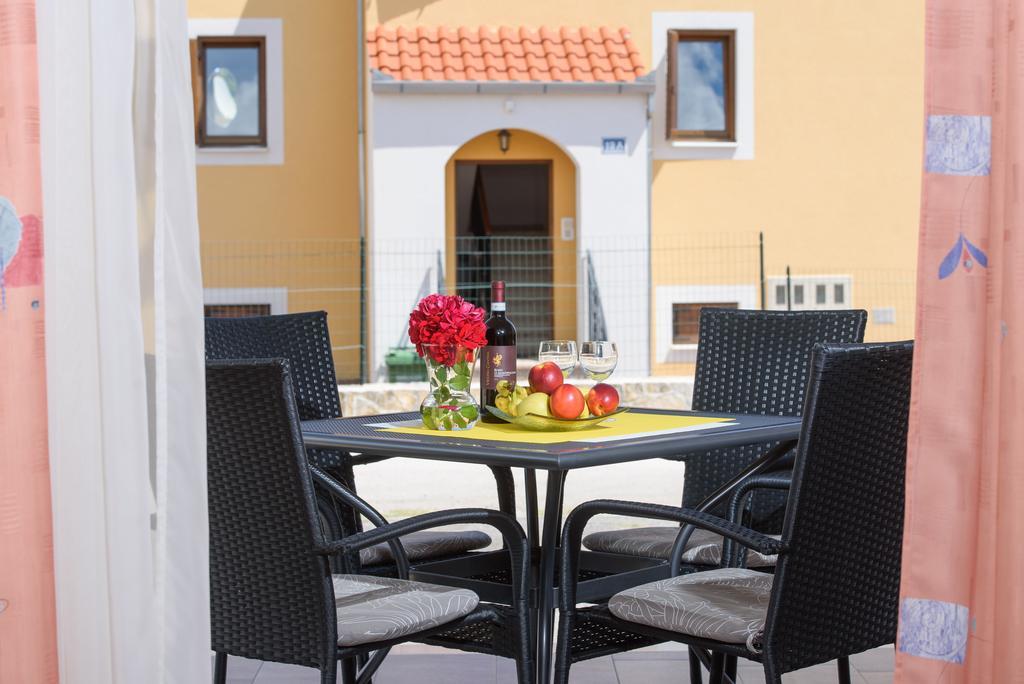 Apartments Patricia Trogir Buitenkant foto